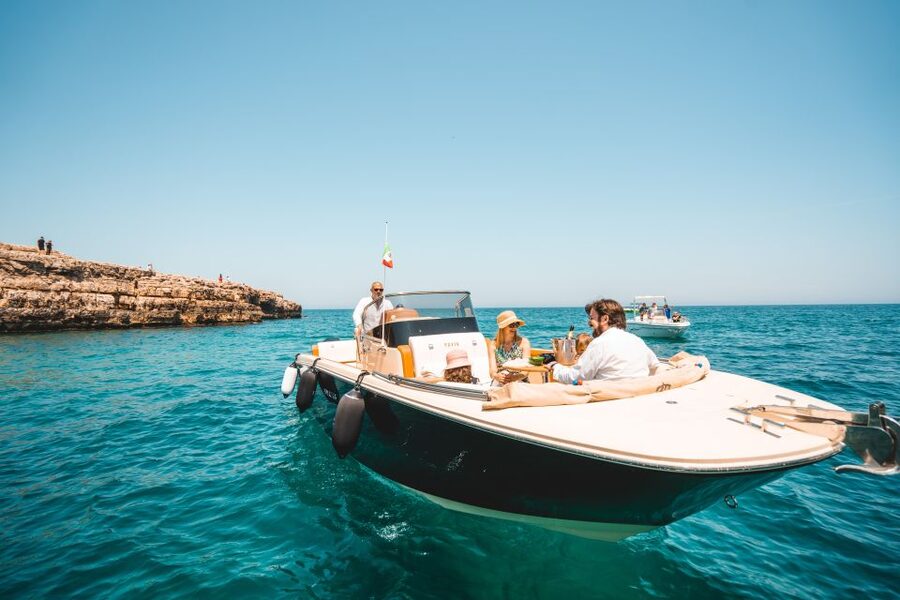 Polignano a Mare: Boat Cruise to Scenic Caves with Prosecco - The Viewpoint and Grotta Palazzese
