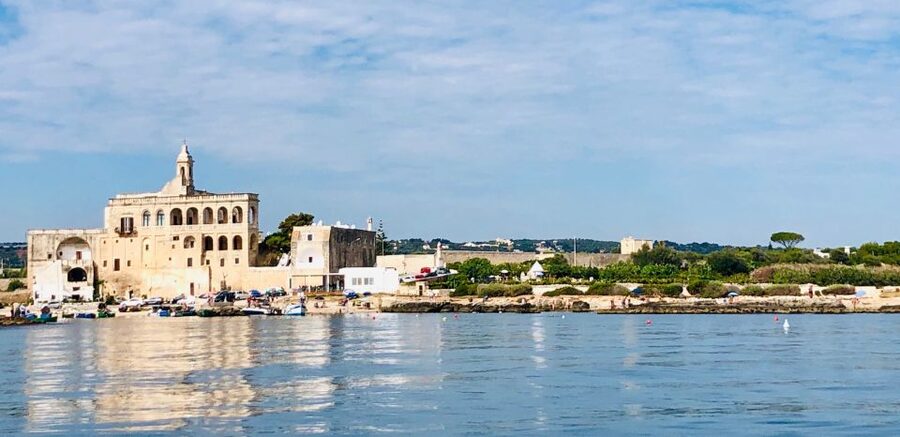 Polignano a Mare: Boat Trip, Swim & Cave with Aperitif - Practical details that make the day easier