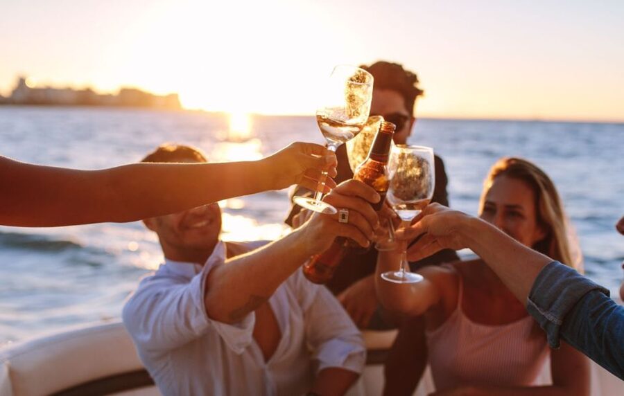 Polignano a Mare: Catamaran Tour with Aperitif & Local Food - Grotta Palazzese and the caves along the coast