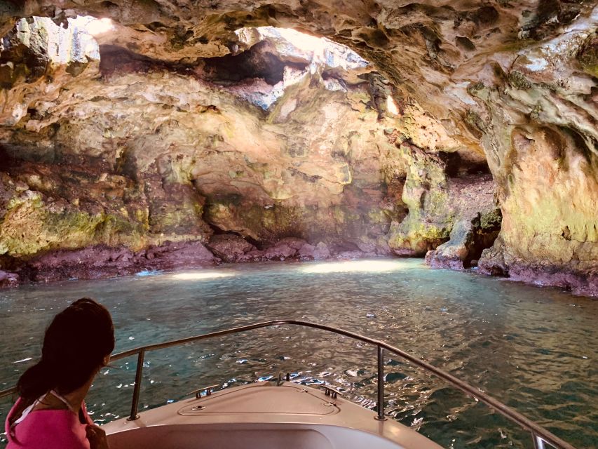 Polignano a Mare: Cave Boat Tour with Aperitif - Grotta dell’Arcivescovado and the smaller openings