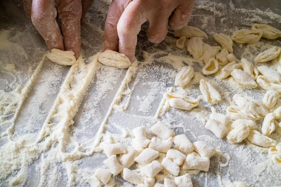 Polignano a Mare: Pasta Making Cooking Class with Drink - Who should book this class?