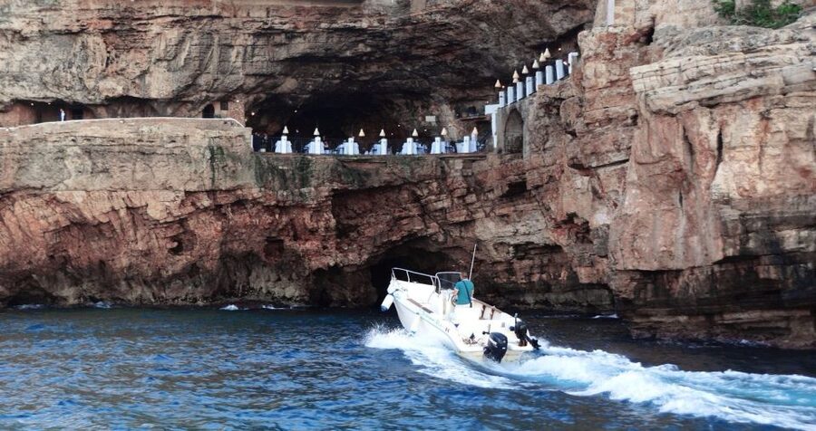 Polignano a Mare: Speedboat Cruise to Caves with Aperitif - The swim stop and onboard aperitif