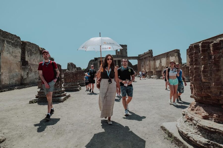 Pompeii 3hours Villa of Mysteries tour with an Archaeologist - Why an archaeologist changes Pompeii