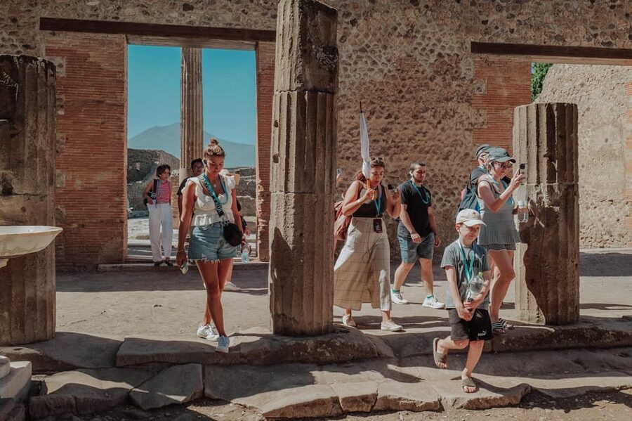 Pompeii 3hours Villa of Mysteries tour with an Archaeologist - Saving the Villa of the Mysteries for last
