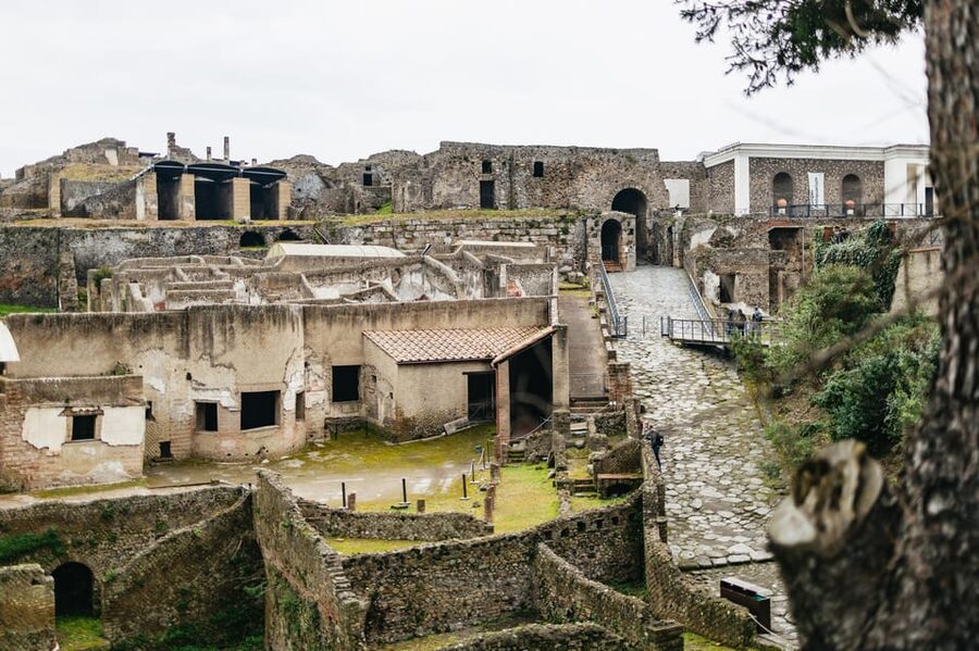 Pompeii: Afternoon to Sunset Guided Tour with Ticket - Who should book this Pompeii tour?