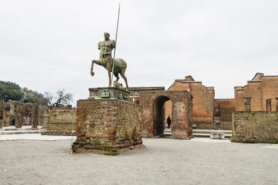 Pompeii: Afternoon to Sunset Guided Tour with Ticket - Learning what the eruption changed