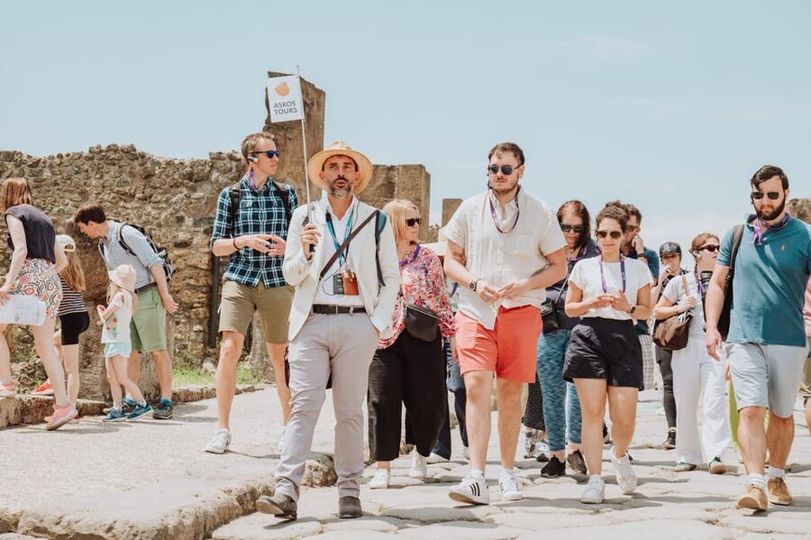 Pompeii: Entry Ticket and Guided Tour with an Archaeologist - Key points to know before booking