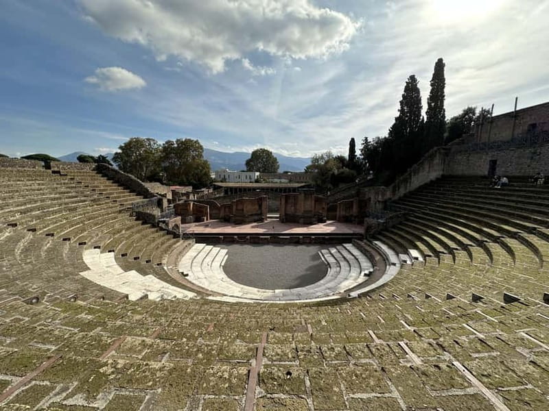 Pompeii: Exclusive Tour with Archaeologist and Entry Tickets - How much do you see in two hours?