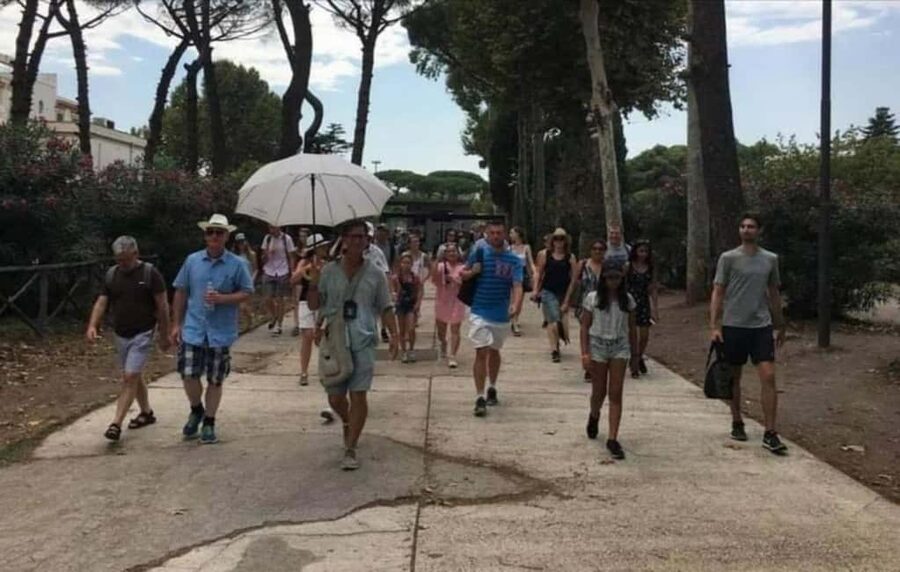 Pompeii: Group Tour with an Archeologist Guide - Theaters and Pompeii’s public entertainment