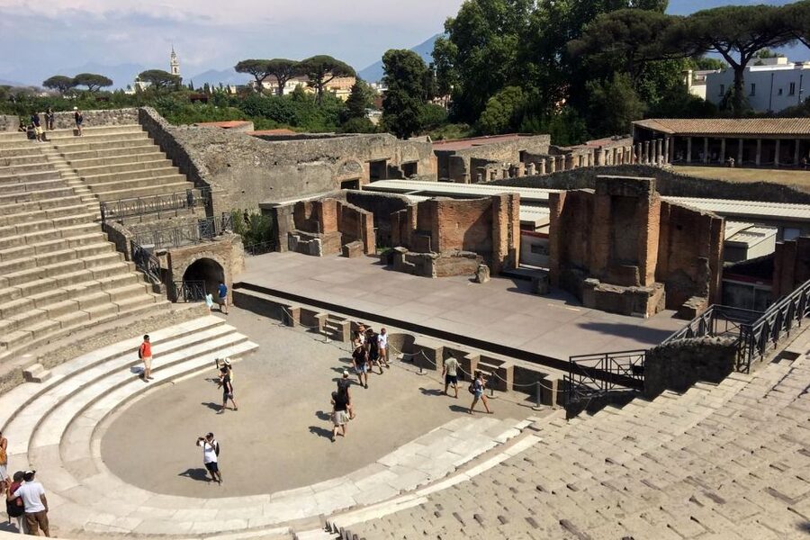 Pompeii: Guided Walking Tour with Entrance Ticket - Why a guide changes the way Pompeii looks
