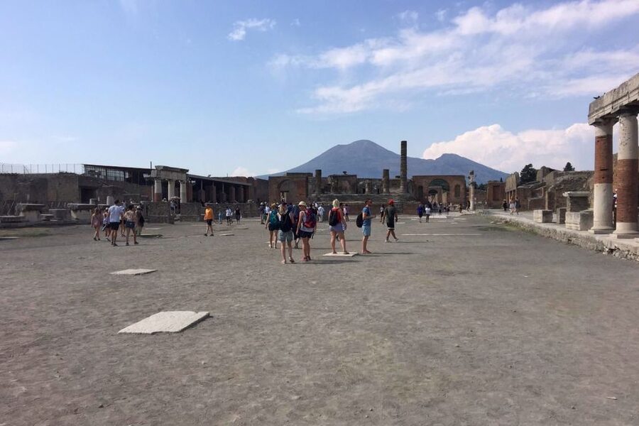 Pompeii: Guided Walking Tour with Entrance Ticket - Meeting at Hotel Vittoria in Pompeii