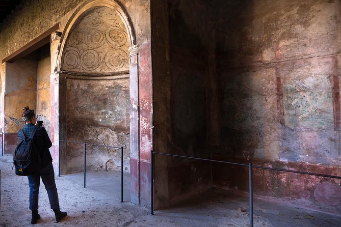 Pompeii & Mt.Vesuvius Day Tour from Naples with Pizza Lunch - Should you book this Pompeii and Vesuvius tour?