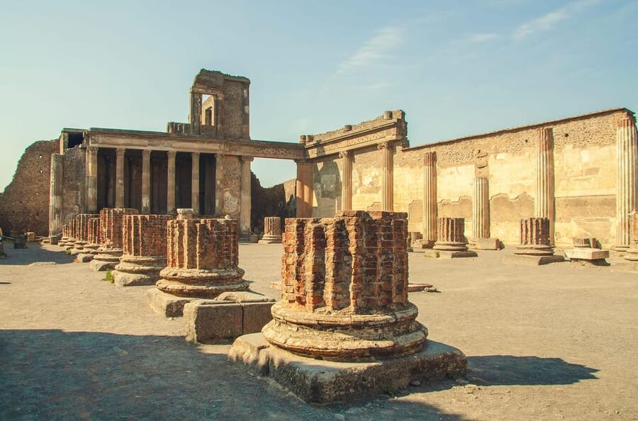 Pompeii: Skip-the-Line Entry & Audioguide - Roman homes, shops, and fading frescoes