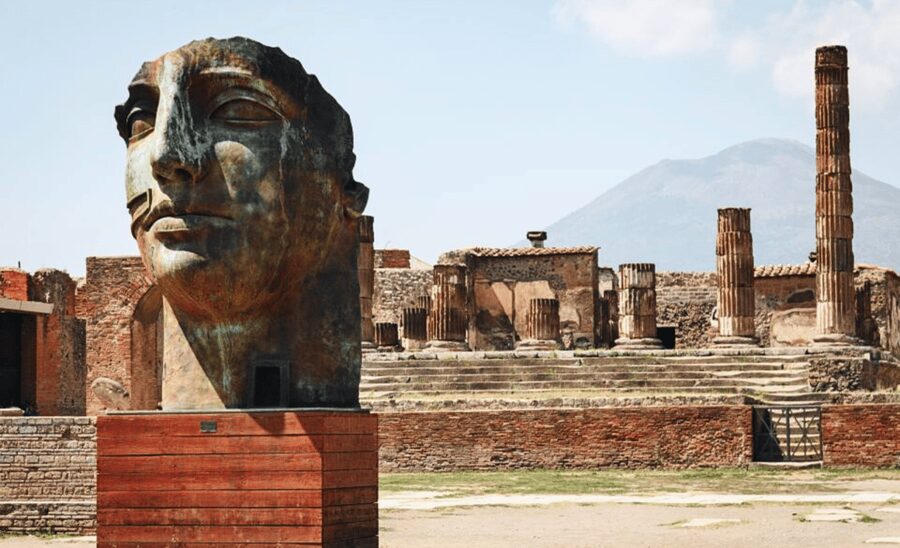 Pompeii: Skip-the-Line Entry Ticket with Audio Guide or Tour - The live tour: better orientation in a sprawling city