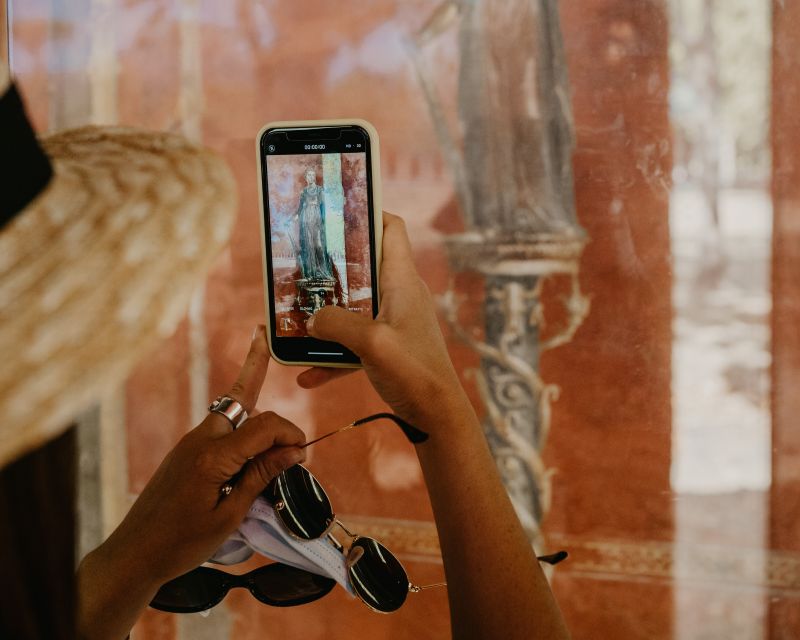 Pompeii: Skip-the-Line Entry Ticket with Digital Guide App - The forum and casts of the victims