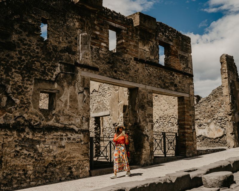 Pompeii: Skip-the-Line Entry Ticket with Digital Guide App - Getting your ticket and preparing the app