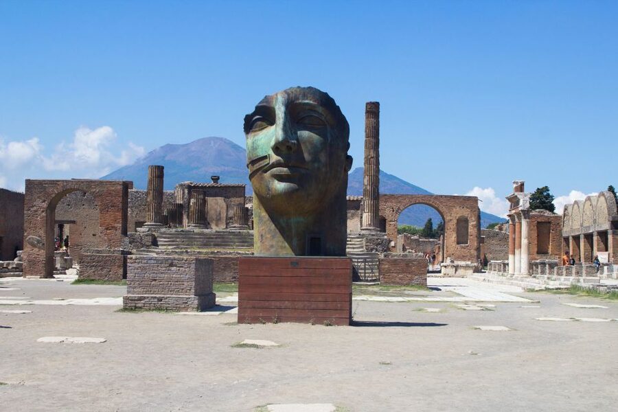 Pompeii: Skip-the-line-Ticket and Guided Tour - Baths, temples, bakery, and theater