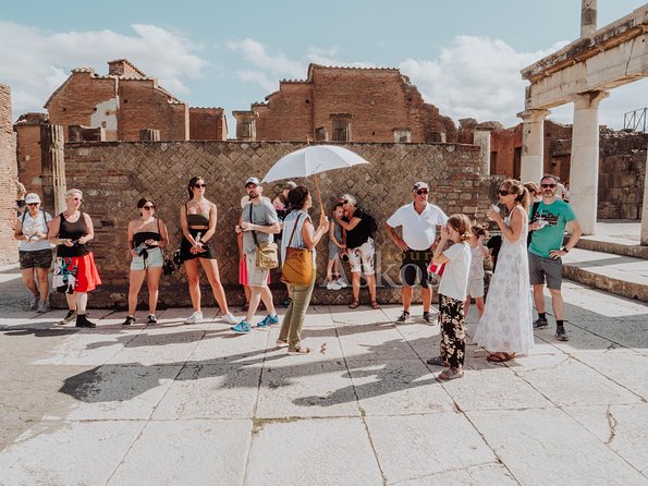 Pompeii: Small Group Tour with an Archaeologist - Entering through Porta Marina Superiore
