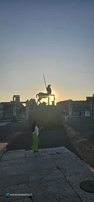 Pompeii: Tour with Archaeologist Guide & Skip-the-Line Entry - Teatro Piccolo and the city’s public life