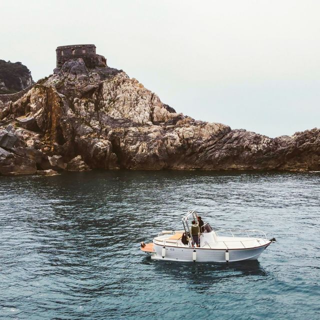Portovenere: Isola Palmaria, Tino, and Tinetto Boat Tour - Torre Scola and the stories along the coast