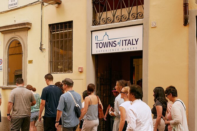 Premium Pasta and Gelato Cooking Class in Florence - Making pasta by hand in central Florence