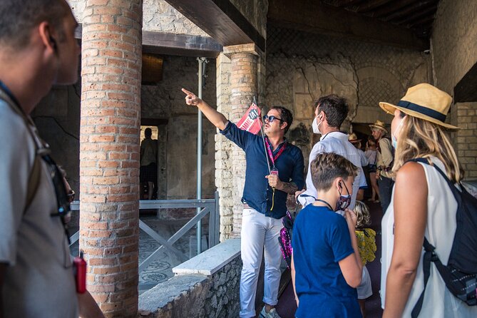 Priority Access Pompeii & Mt. Vesuvius Full day from Sorrento - Lunch near Pompeii, with the cost kept separate