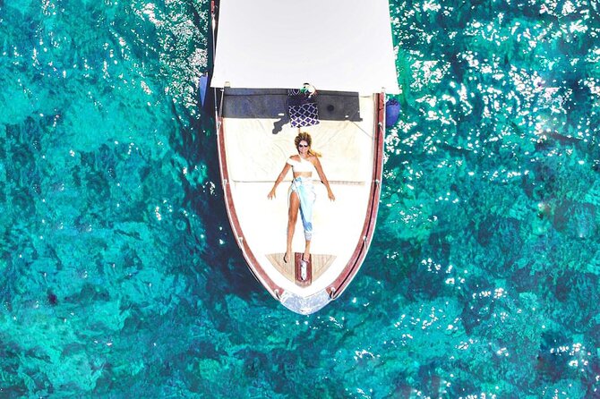Private Boat Tour of Capri - Arco Naturale and Villa Malaparte from the sea