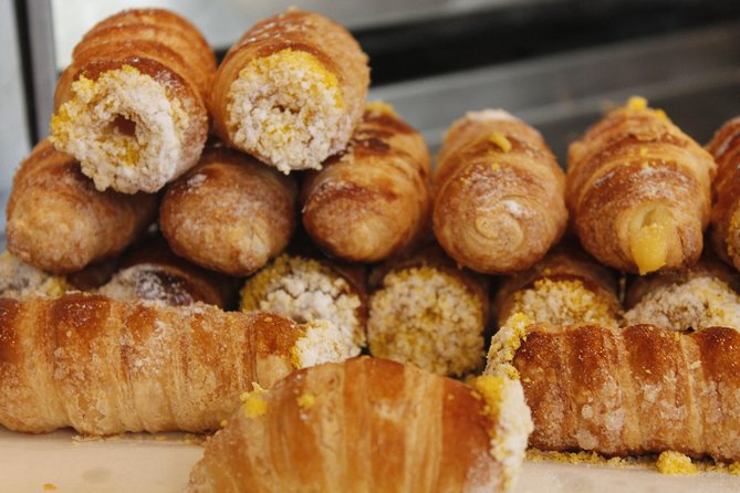 Private Milan Food Walking Tour of Brera - Guides make the difference