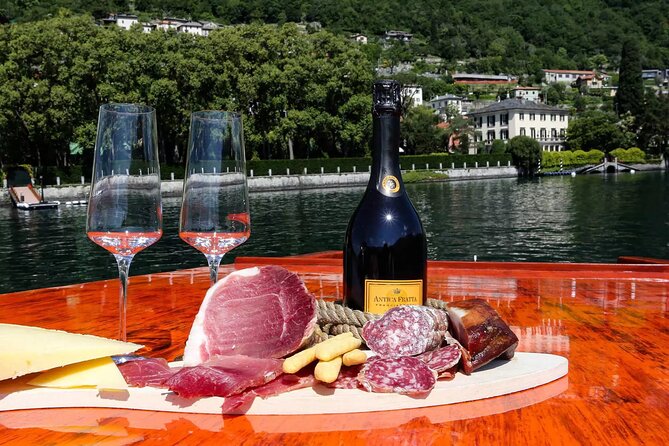 Private Tour by Classic Wooden Boat on Lake Como - Comfort, weather, and the practical drawbacks