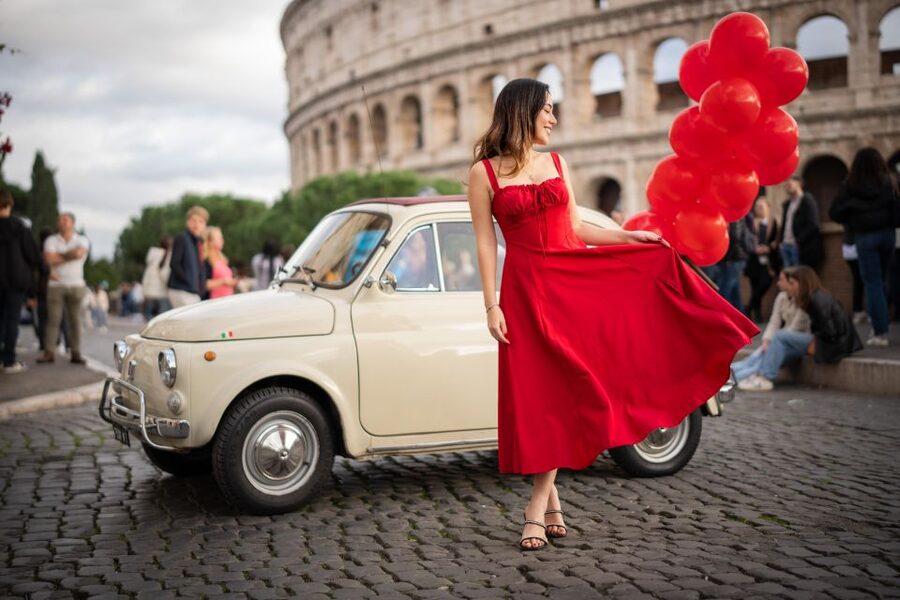 Professional Photoshoot in Rome - Starting points around the Colosseum and central Rome