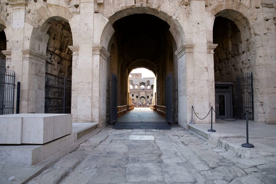 Rome: 1-Hour Fast Colosseum Tour - Photos, views, and the best way to use your camera