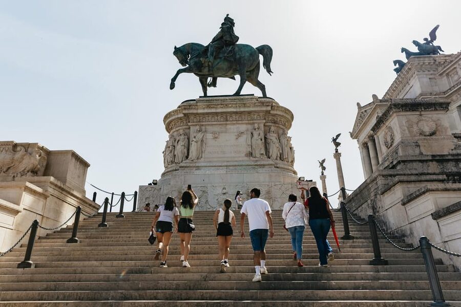 Rome: Altar of the Fatherland Elevator and Museum Tickets - Who will enjoy this experience most?