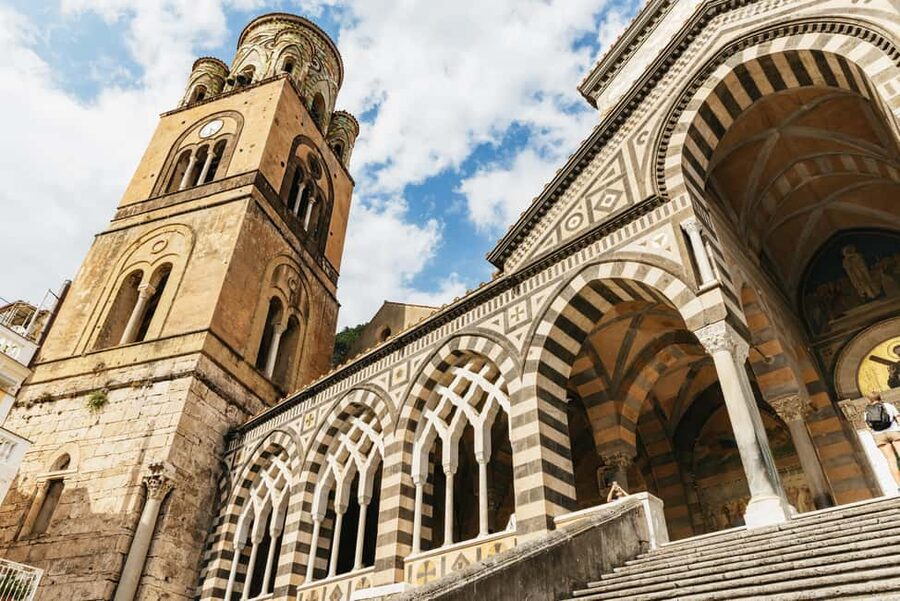 Rome: Amalfi Coast & Positano Day Trip with Coastal Cruise - What the guides add to the day