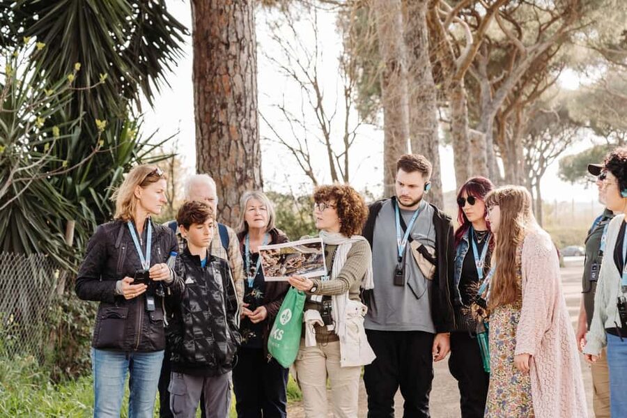 Rome: Appian Way, Aqueducts, and Catacombs Tour - What the guide adds to the experience