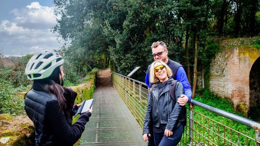 Rome: Appian Way Aqueducts Bike Tour (UPG Catacombs & Lunch) - Lunch or an afternoon aperitif