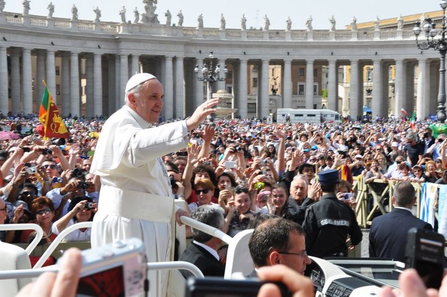 Rome: Audience Pope Leo XIV with guided tour - Should You Book the Papal Audience Tour?