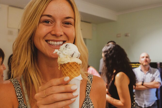 Rome: Award Winning Trastevere Group Food Tour with Wine - Finishing with Fiordiluna gelato