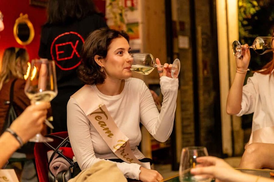Rome: Bar Crawl with Local Guide & Drinks - What you actually drink during the evening