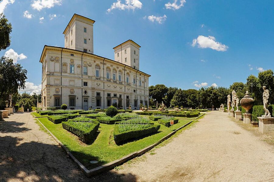 Rome: Borghese Gallery Guided Tour with Skip-the-Line Ticket - The first rooms: antiquities, illusion, and Borghese power
