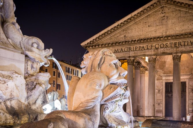 Rome by Night Walking Tour - Legends & Criminal Stories - Guide style, group size, and sound