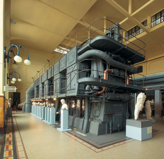Rome: Capitoline Museums and Centrale Montemartini Tickets - The She-wolf and the symbols of Rome