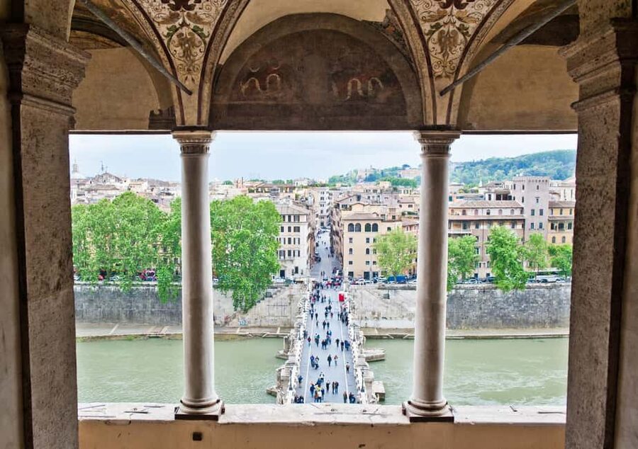 Rome: Castel Sant'Angelo Skip-the-Line Entry Ticket - The rooftop view over St. Peter’s and the Tiber