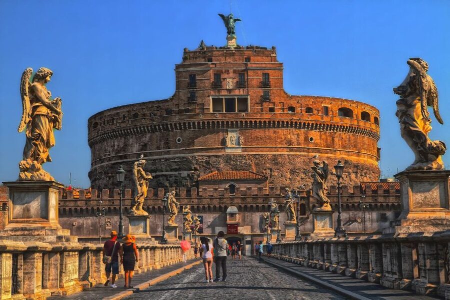 Rome: Castel Sant’Angelo Skip-the-Line Ticket & Audio Guide - Exploring Hadrian’s tomb from the inside