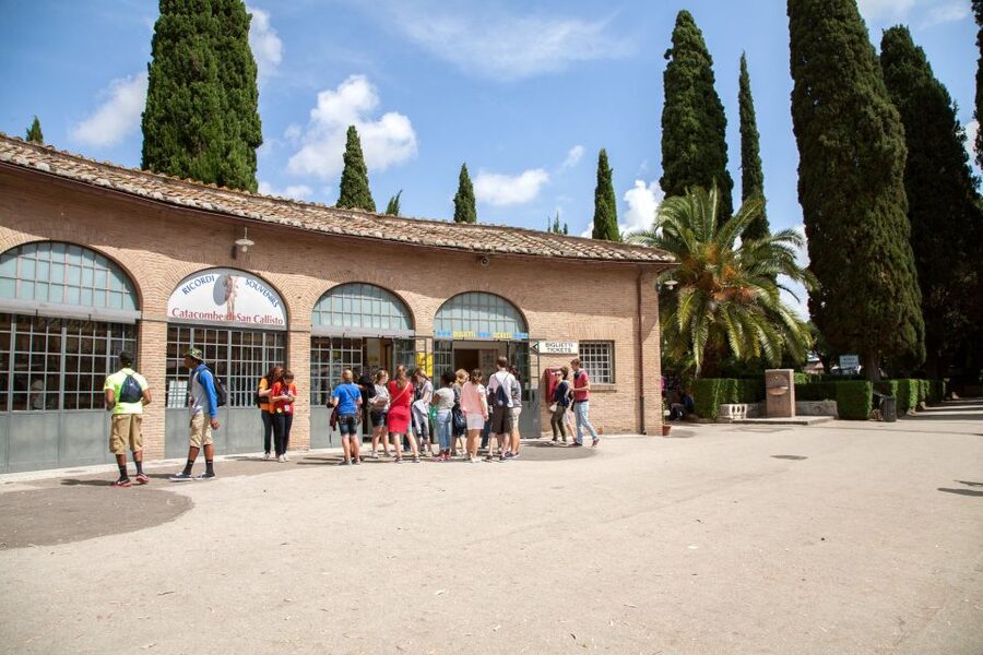 Rome: Catacomb of St. Callixtus and Appian Way Guided Tour - Roman aqueducts in a quiet park