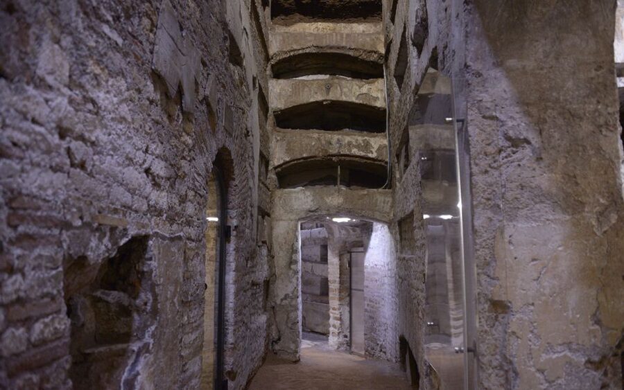 Rome: Catacombs of St. Callixtus Entry Ticket & Guided Tour - What the Catacombs of St. Callixtus reveal about Rome