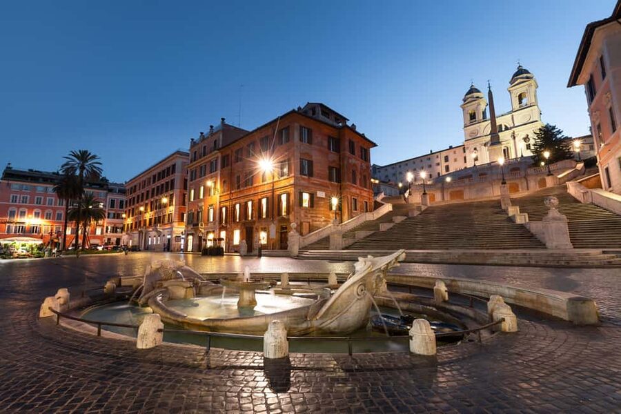 Rome: City Golf Cart at Night Tour - Why Rome works so well after dark