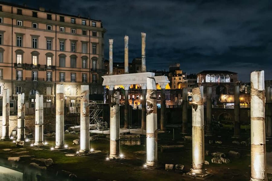 Rome: City Highlights Moonlight Walking Tour - Sant’Ignazio and Rome’s visual tricks