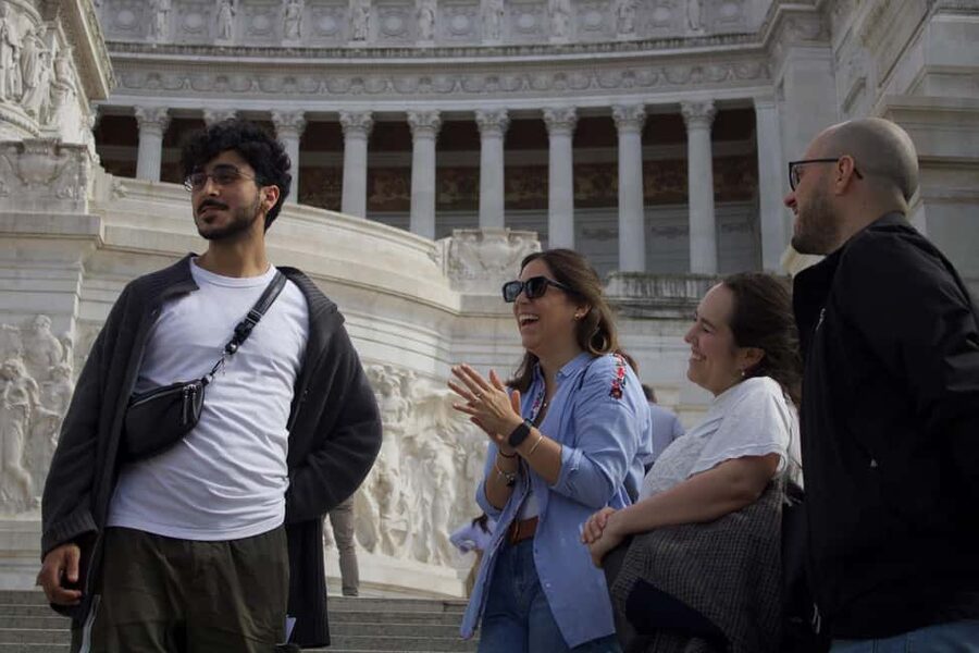 Rome: City Walking Tour in English or Spanish - Sant’Ignazio di Loyola and the art of looking upward