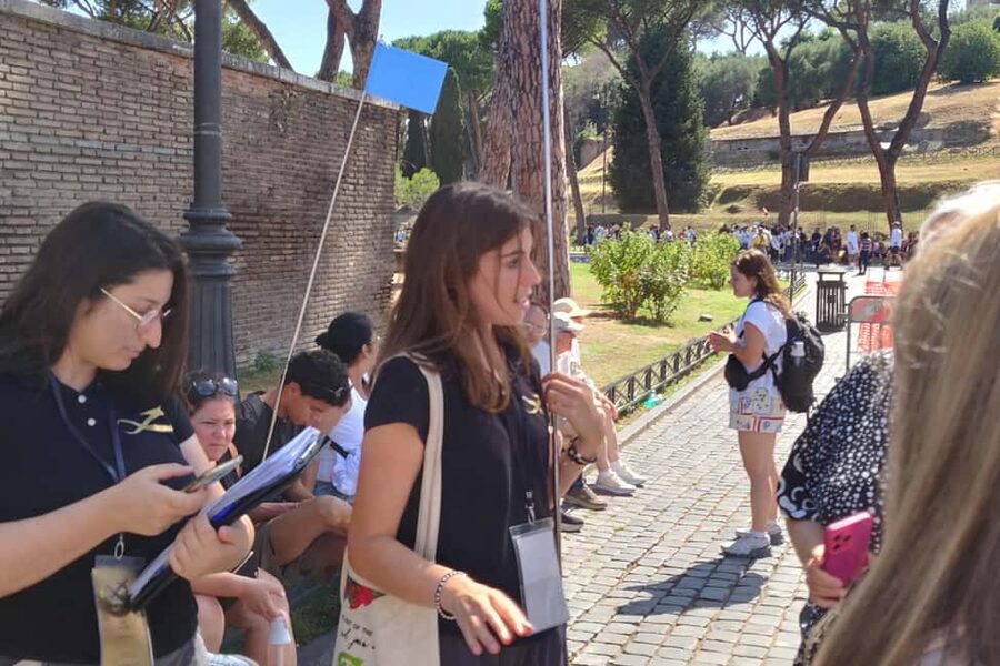 Rome: Colosseum Access and Self-Guided Virtual Reality Tour - Continuing to the Forum and Palatine Hill