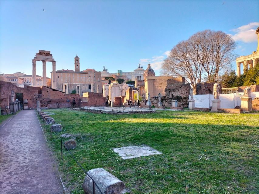Rome: Colosseum and Ancient Rome Guided Walking Tour - Why this three-site route works so well